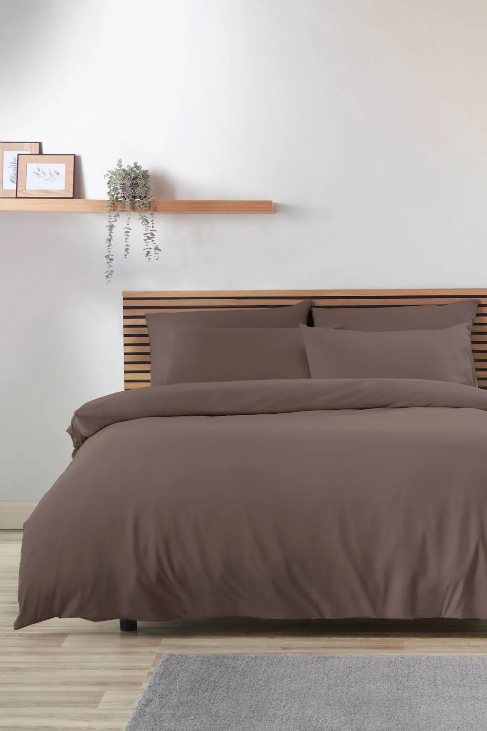 Catherine Lansfield So Soft Non Iron Duvet Cover Set in Chocolate 1