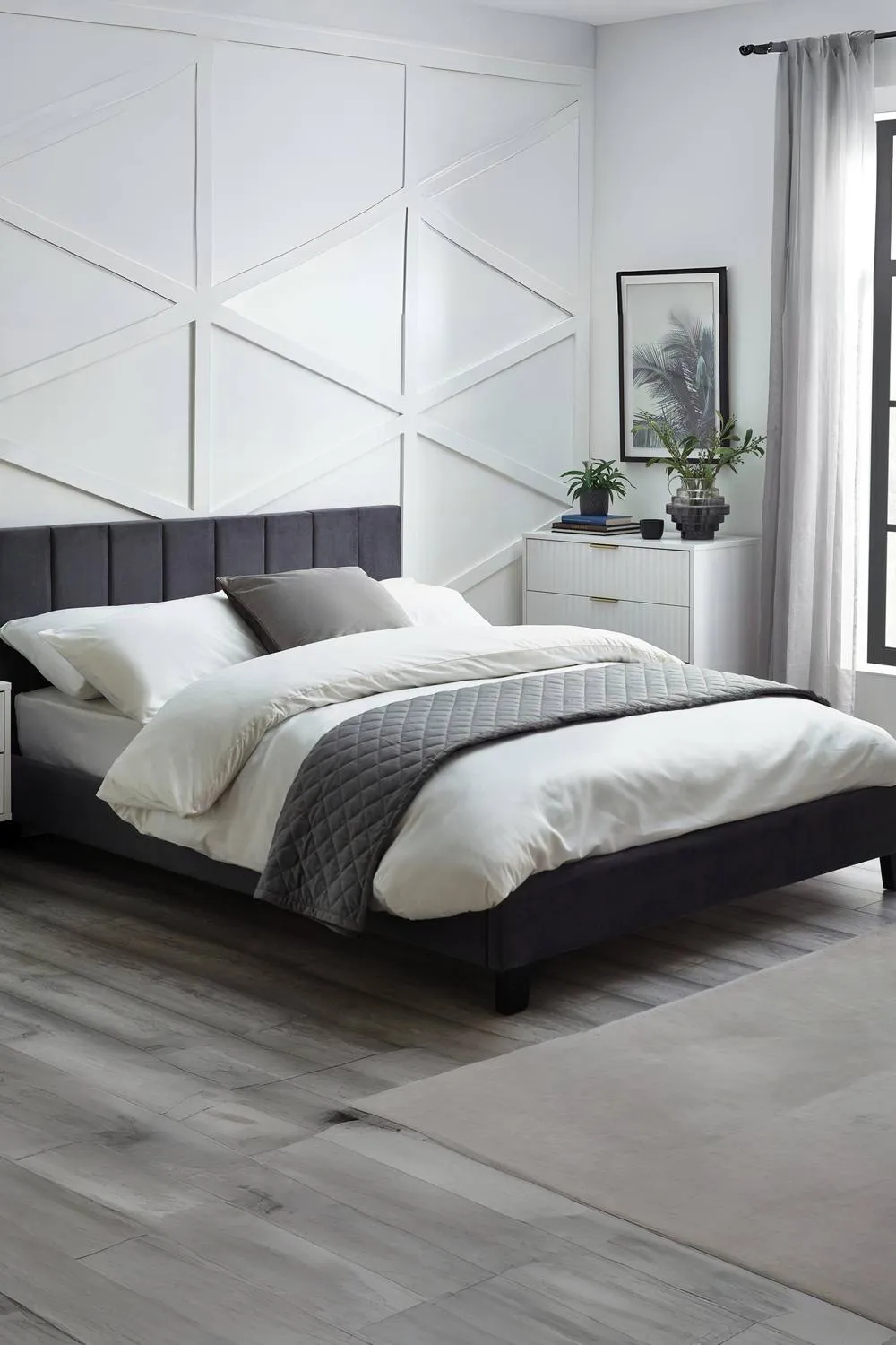 Julian Bowen Rosa Upholstered Bed in Grey 1