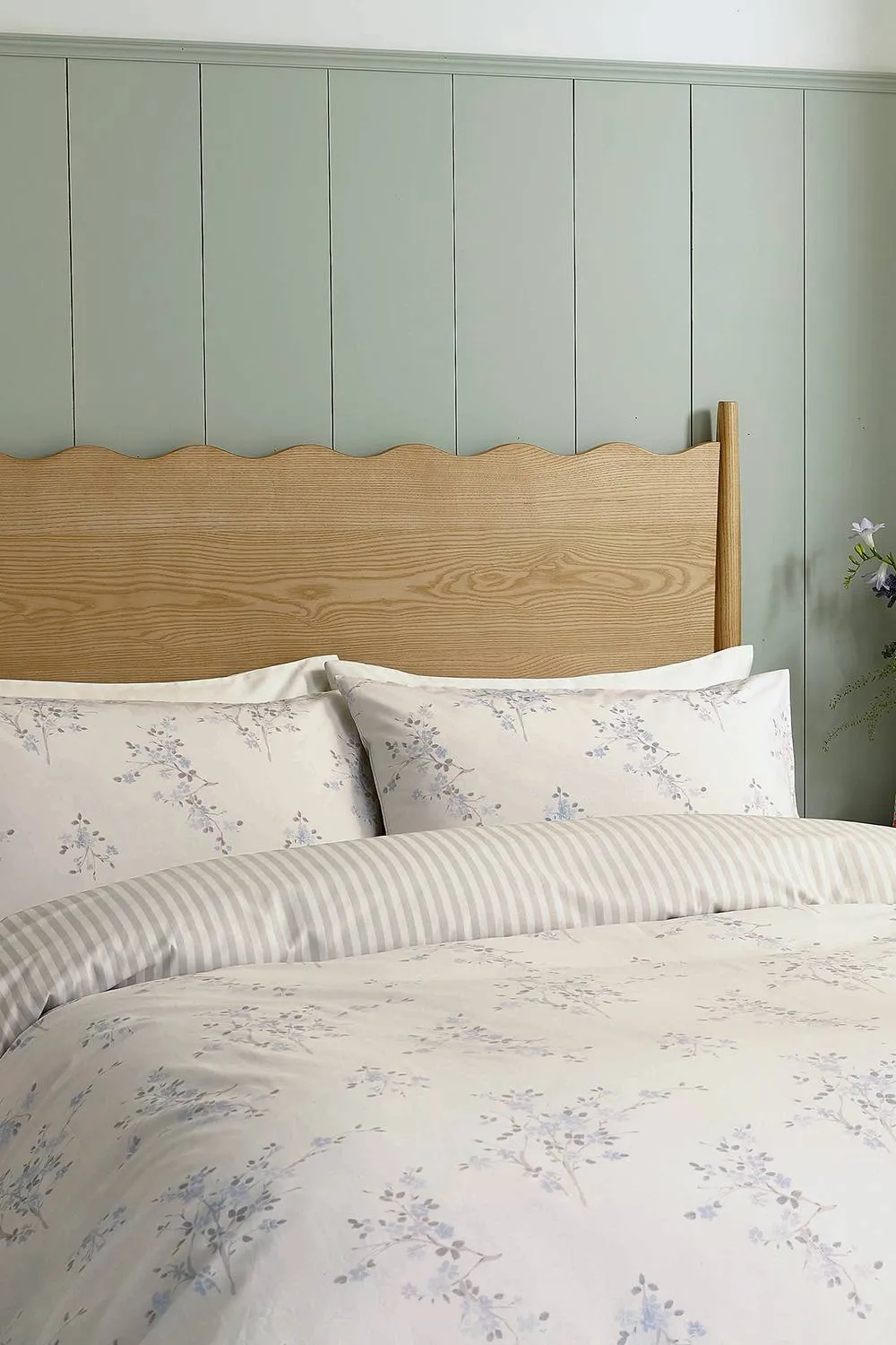 Helena Springfield 'Blossom' Cotton Duvet Cover Set in Off-White 2