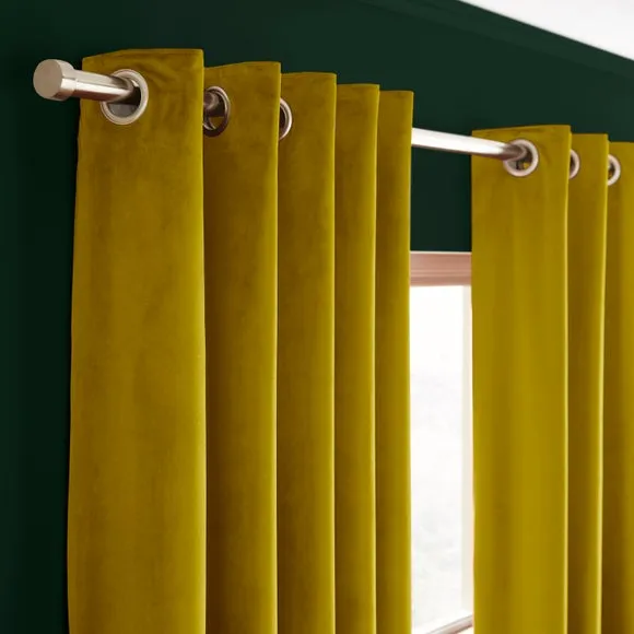 Luxe Velour Eyelet Curtains (Blackout Available) 1
