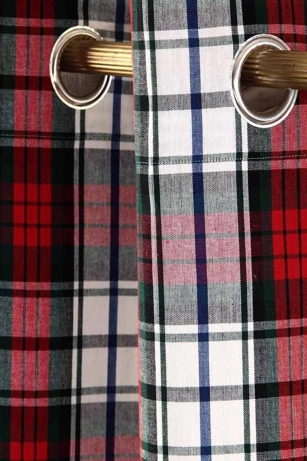 Homescapes Macduff Tartan Check Ready Made Eyelet Curtain Pair 5