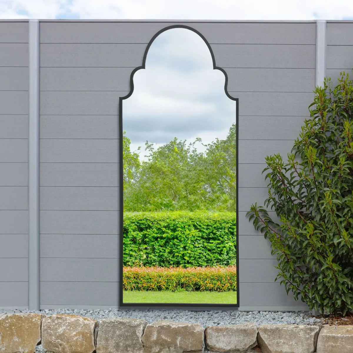 MirrorOutlet Black Framed Arched Leaner/Wall Garden Mirror 79" x 33" (200x85CM) 6