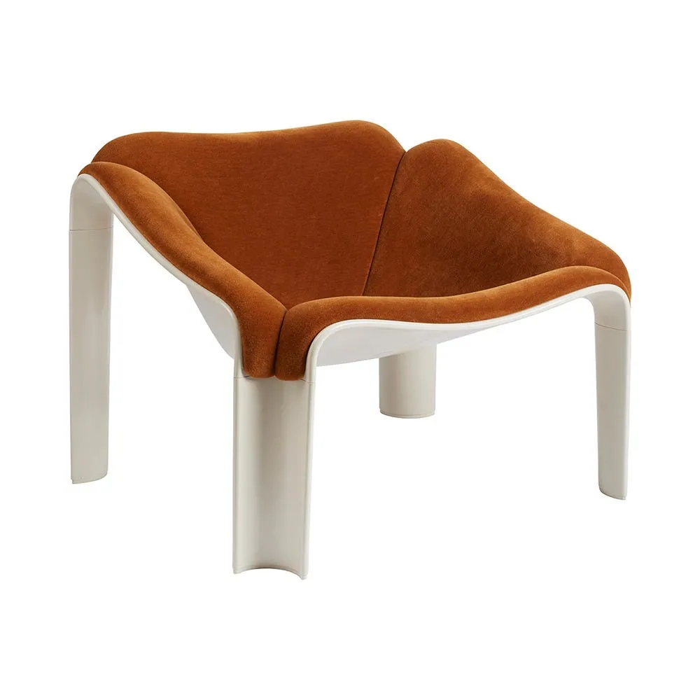 Gubi F300 Lounge Chair Dedar Alpaca Alto 021 Squirrel Alabster White Base 2