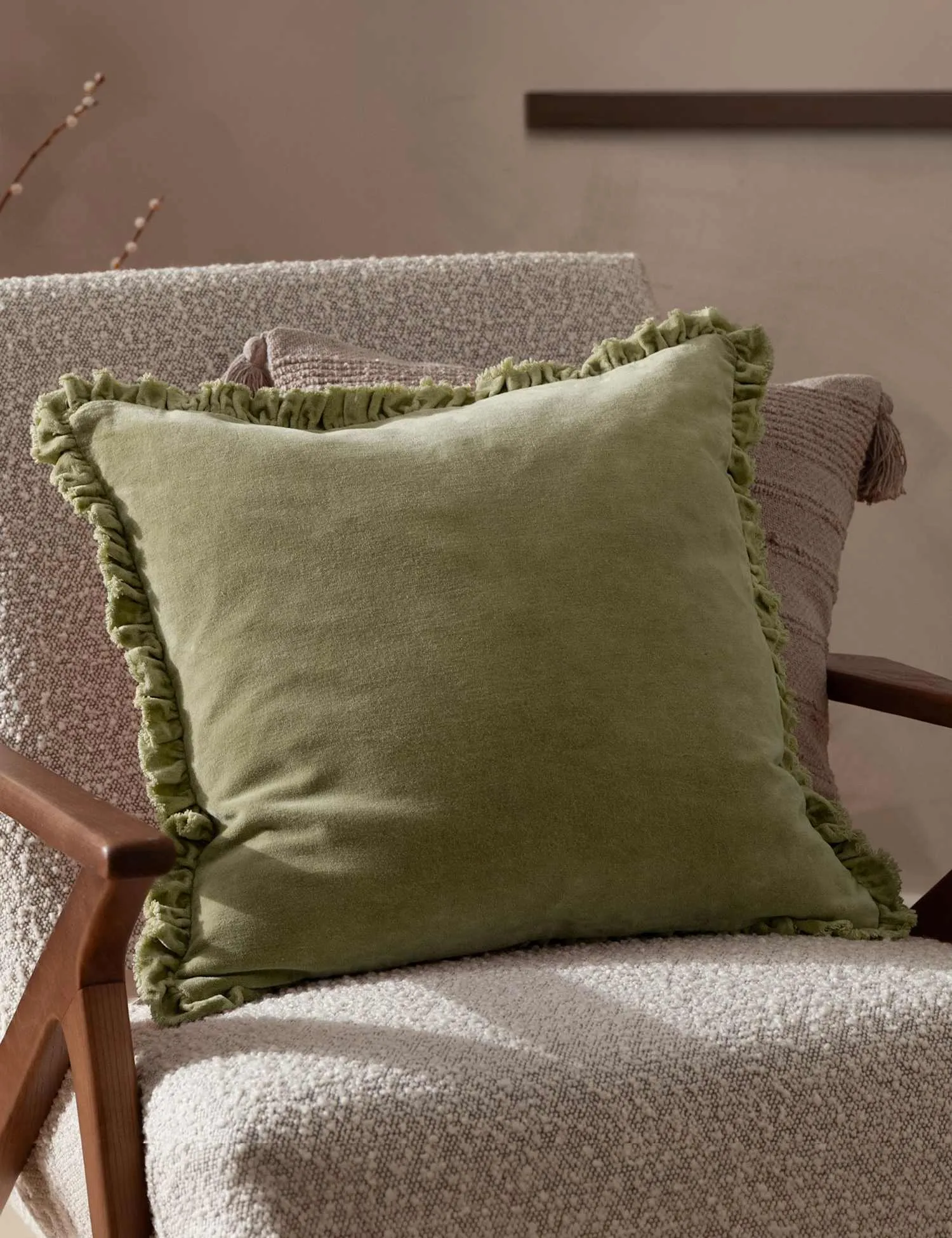 YARD Bertie Cotton Velvet Cushion Light Green