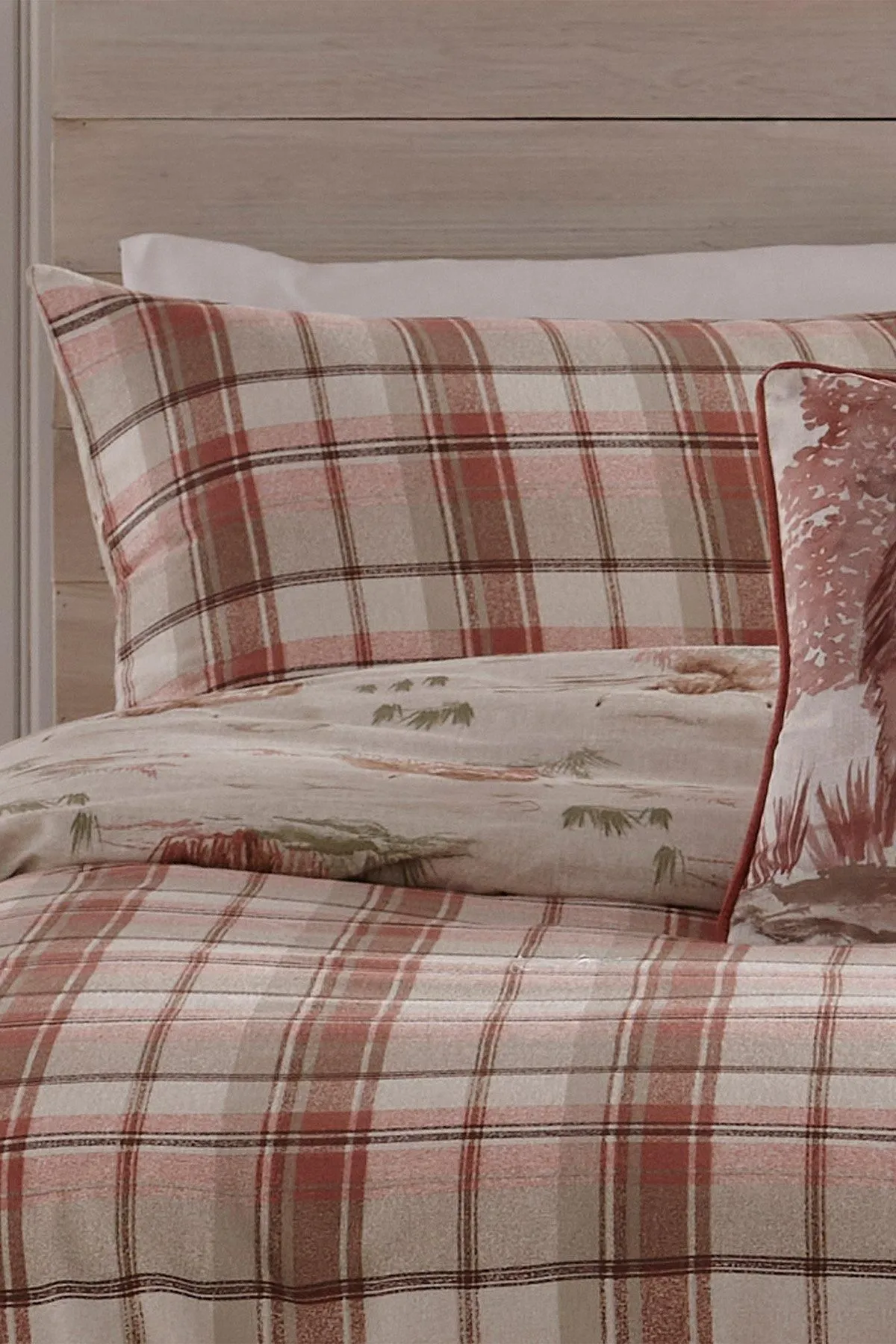 Dreams & Drapes 'Hanson Highland Cow' Brushed Cotton Duvet Cover Set in Terracotta 4