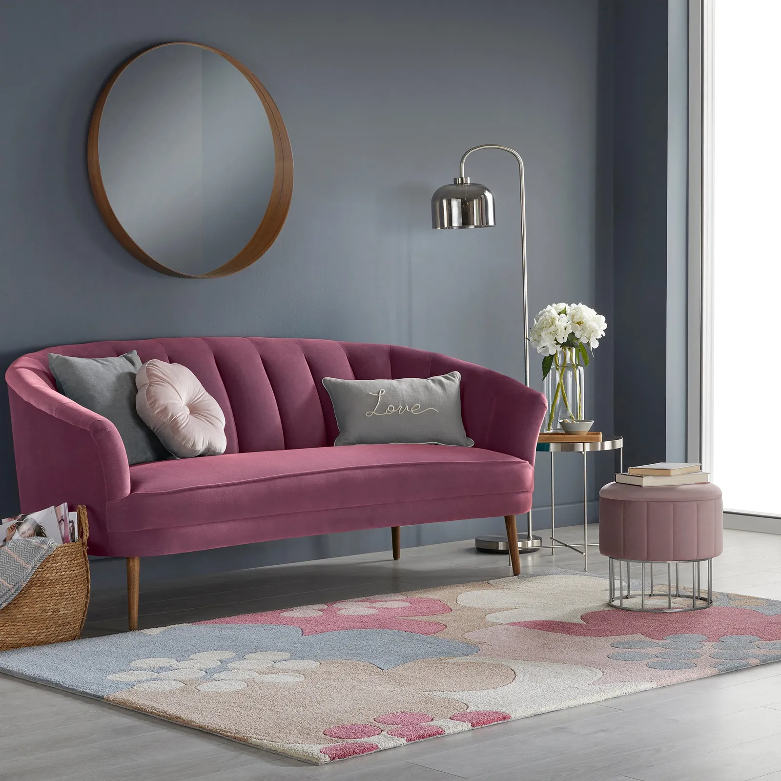 Retro Floral Rug Retro Floral Raspberry