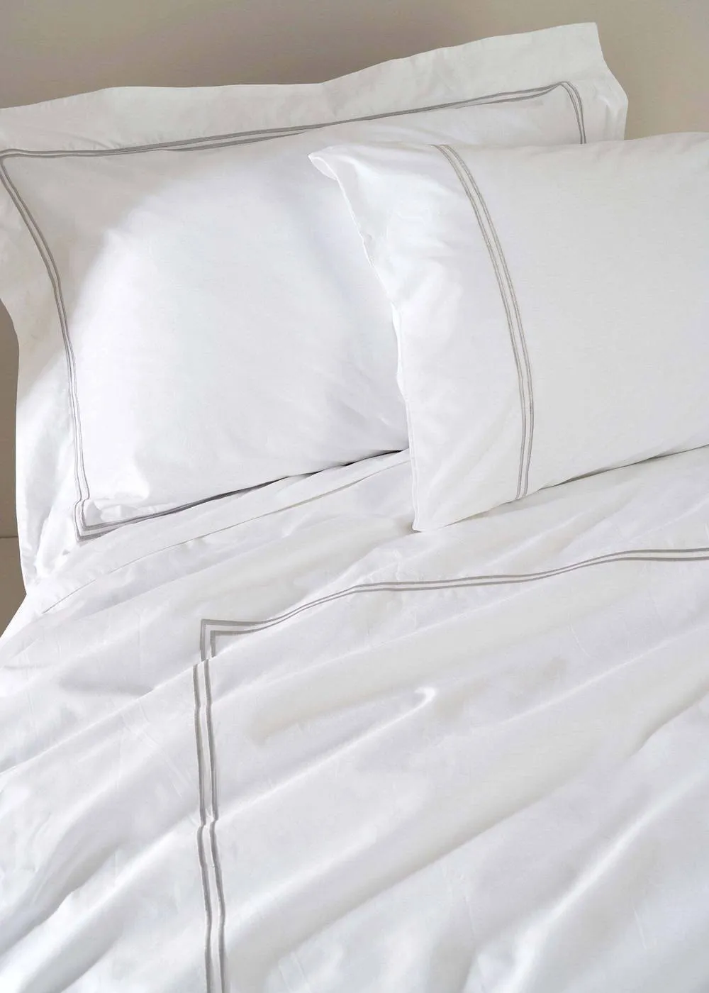 Truly White Satin Stitch Duvet Cover
