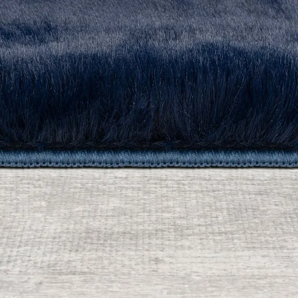 Ivy Luxury Supersoft Faux Fur Rug 3