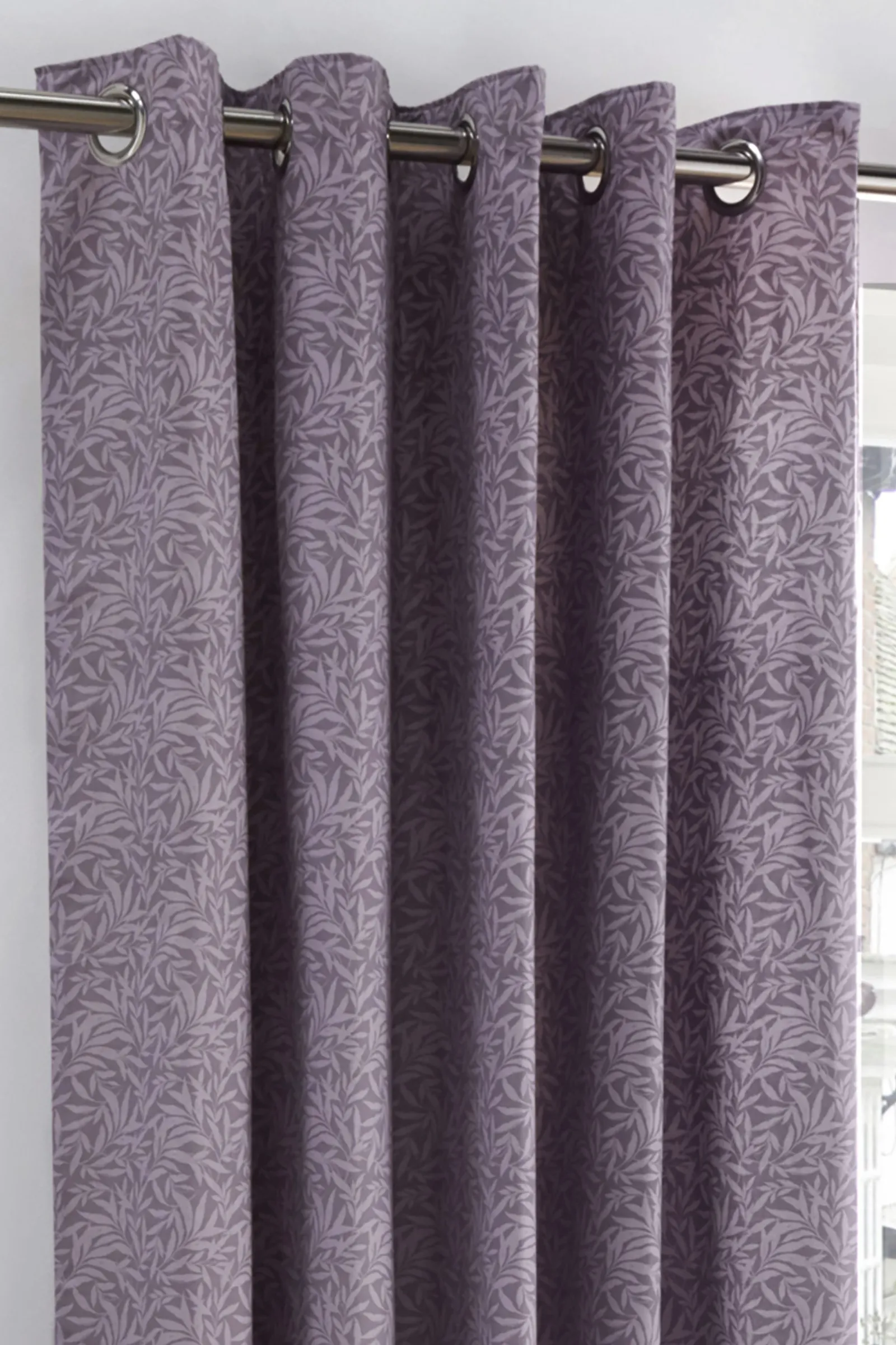 Dreams & Drapes 'Hanworth' Pair of Eyelet Curtains in Lavender 2