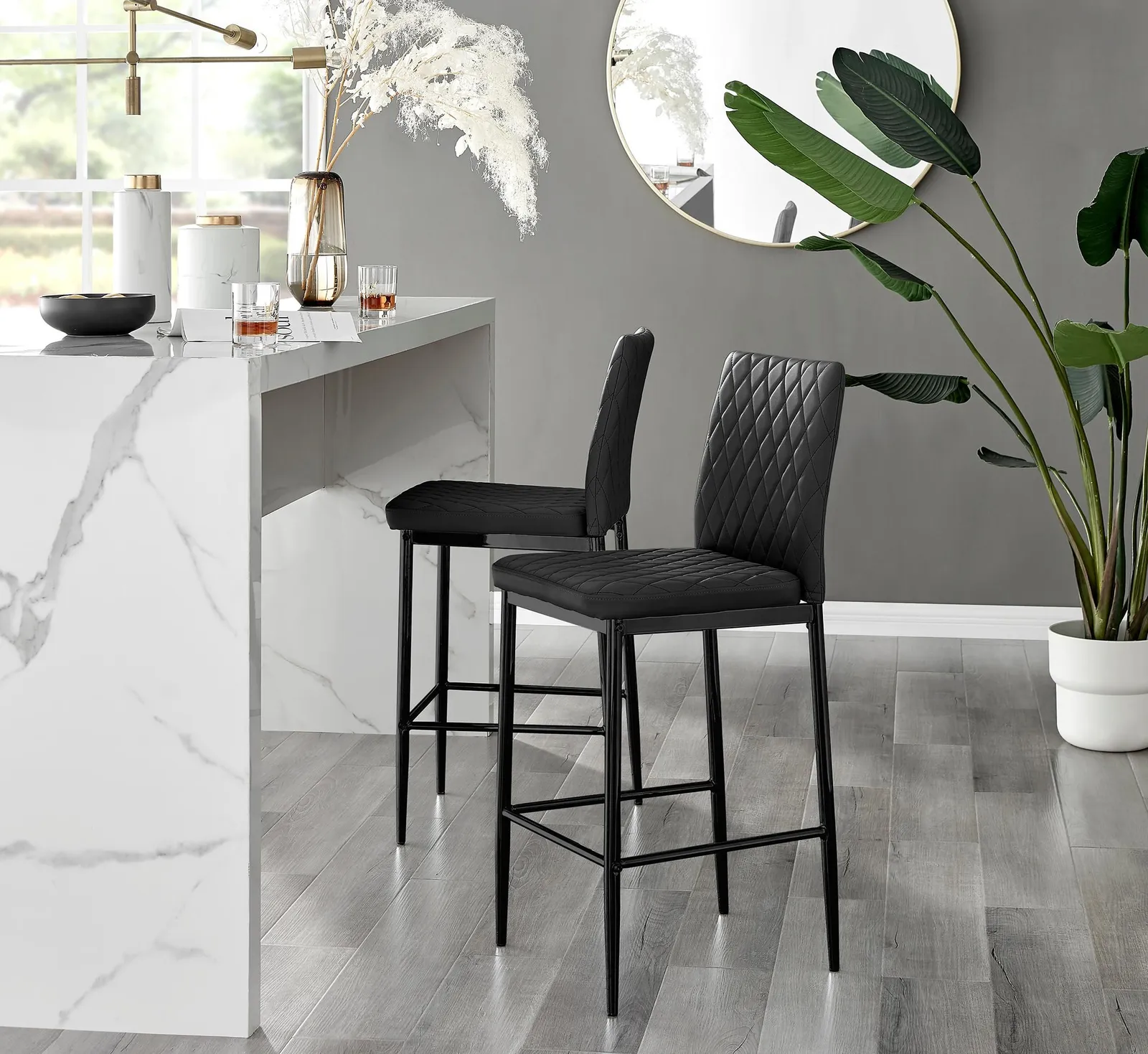 FurnitureboxUK Set of 2 Milan Hatched Faux Leather Padded Counter Stools With Black Metal Legs 2