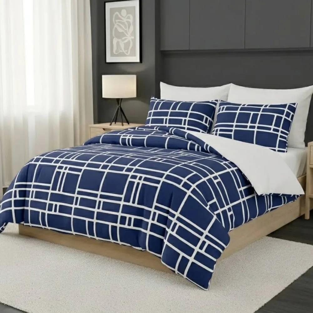 Pamposh Luxury Duvet Cover Set King Size Reversible Quilt Covers in Blue