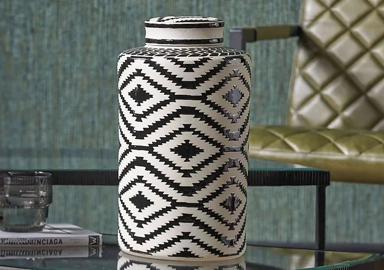 Petra Ginger Jar