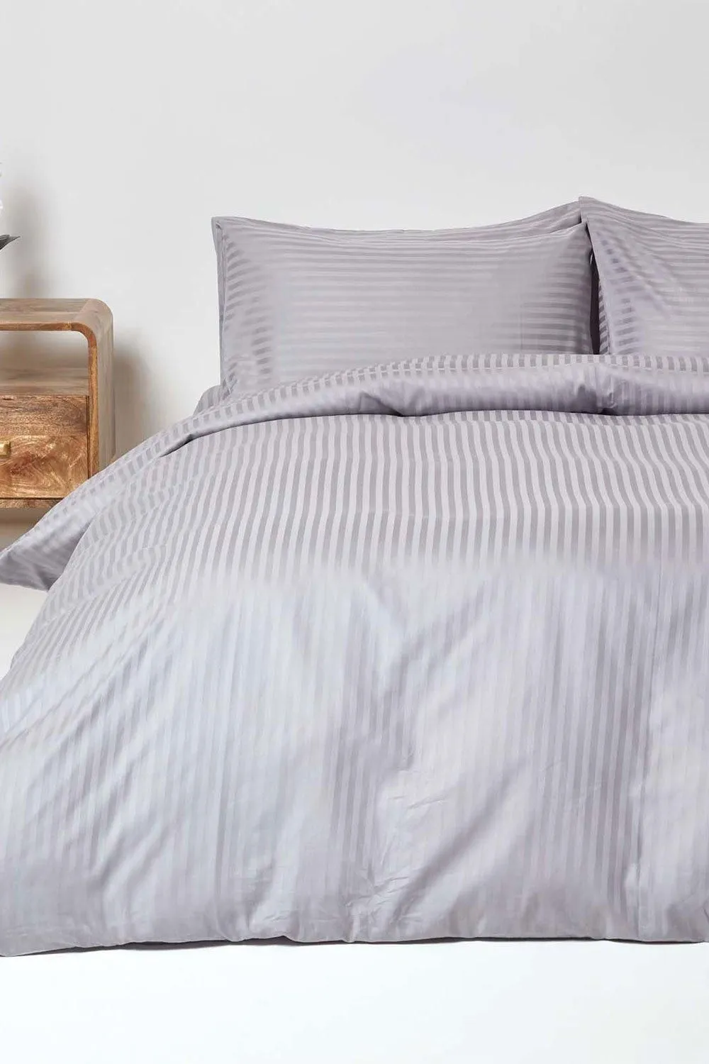 Homescapes Egyptian Cotton Stripe Duvet Cover & Pillowcase 330 TC in Grey 2