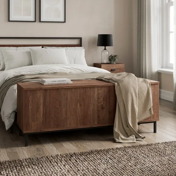 Fulton Blanket Box