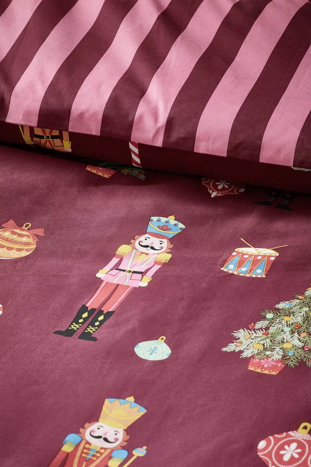 Catherine Lansfield 'Christmas Nutcracker Stripe' Reversible Duvet Cover Set in Plum 4