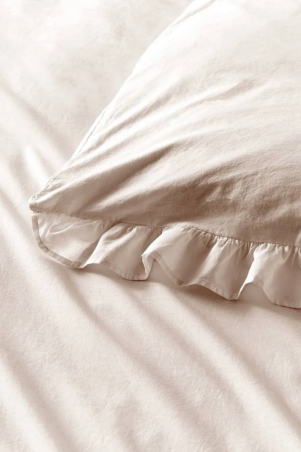 Appletree 'Cassia Frill' 100% Cotton Relaxed Look Duvet Cover Set in Natural 3