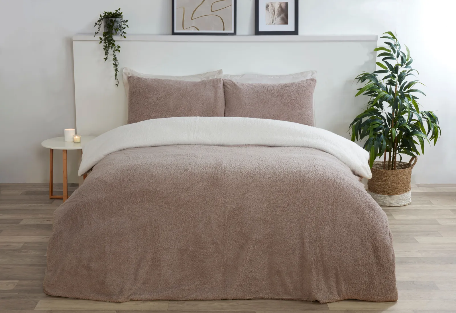 Smart Living Luxury Super Soft & Reversible Teddy Fleece Duvet Cover & Pillowcase in Cream 2