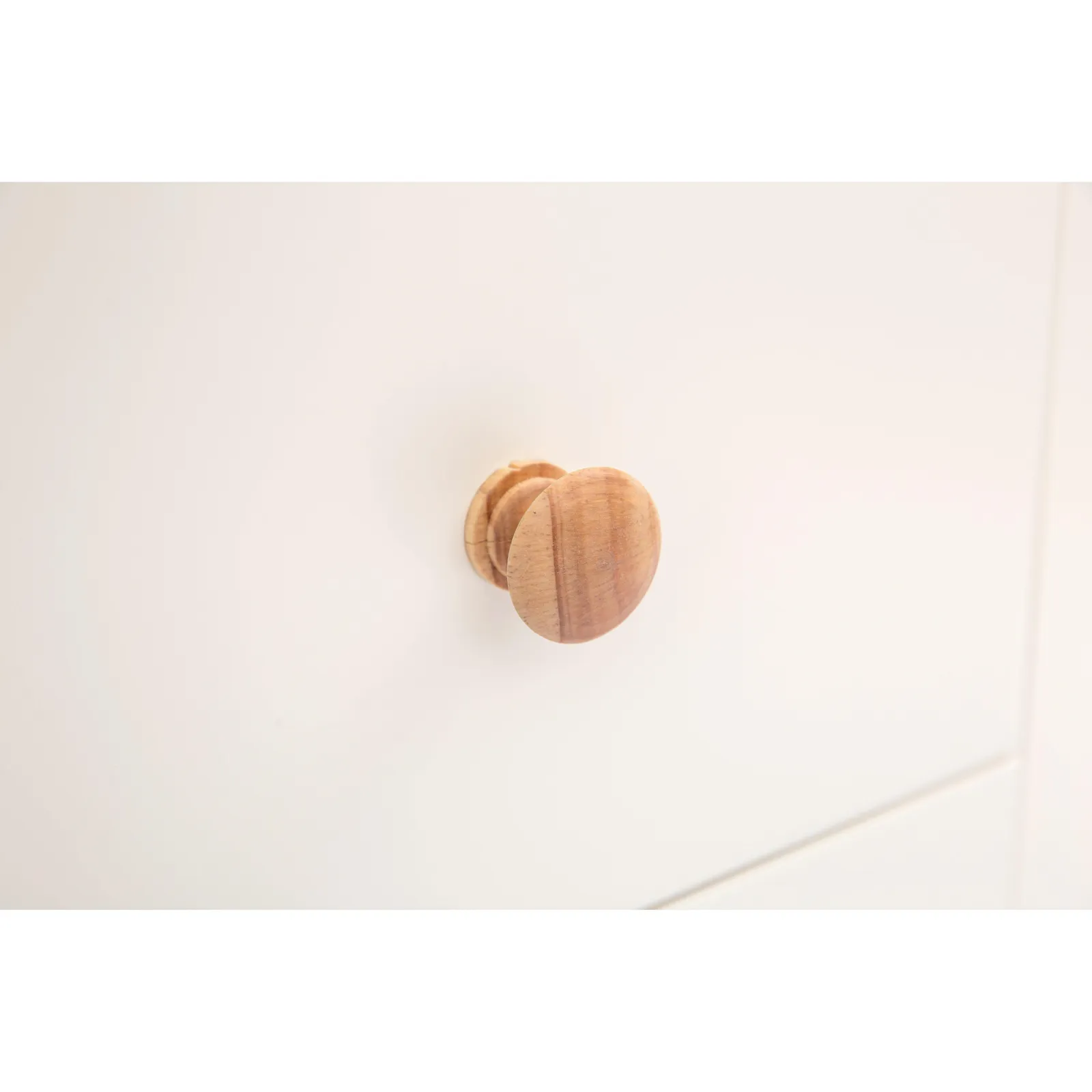 Cabinet Bits Maggiori 4 Drawer Chest of Drawers Wood Knob in Off-White 5