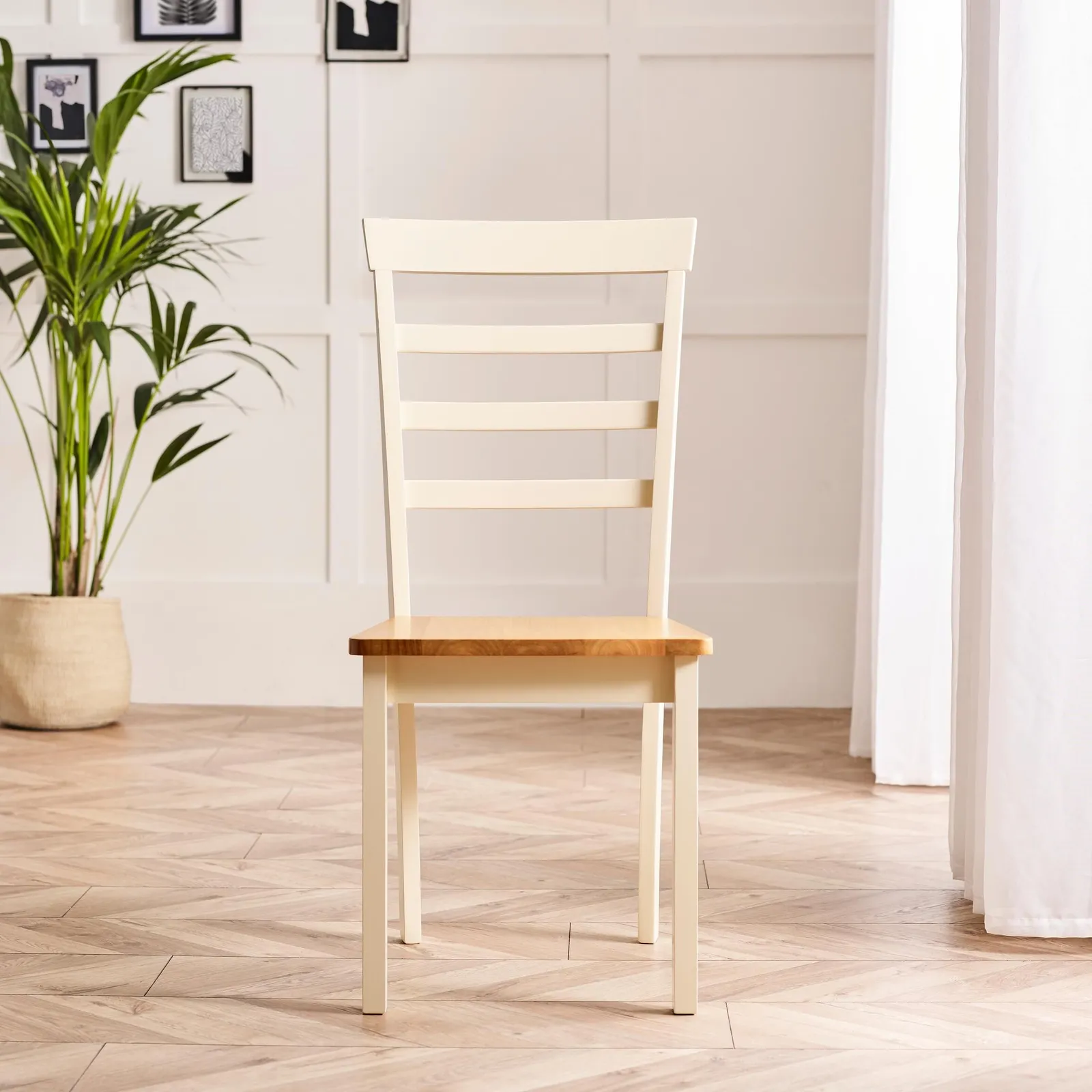 FurnitureboxUK Set of 2 Whitby Solid Wood Dining Chairs in Cream 3