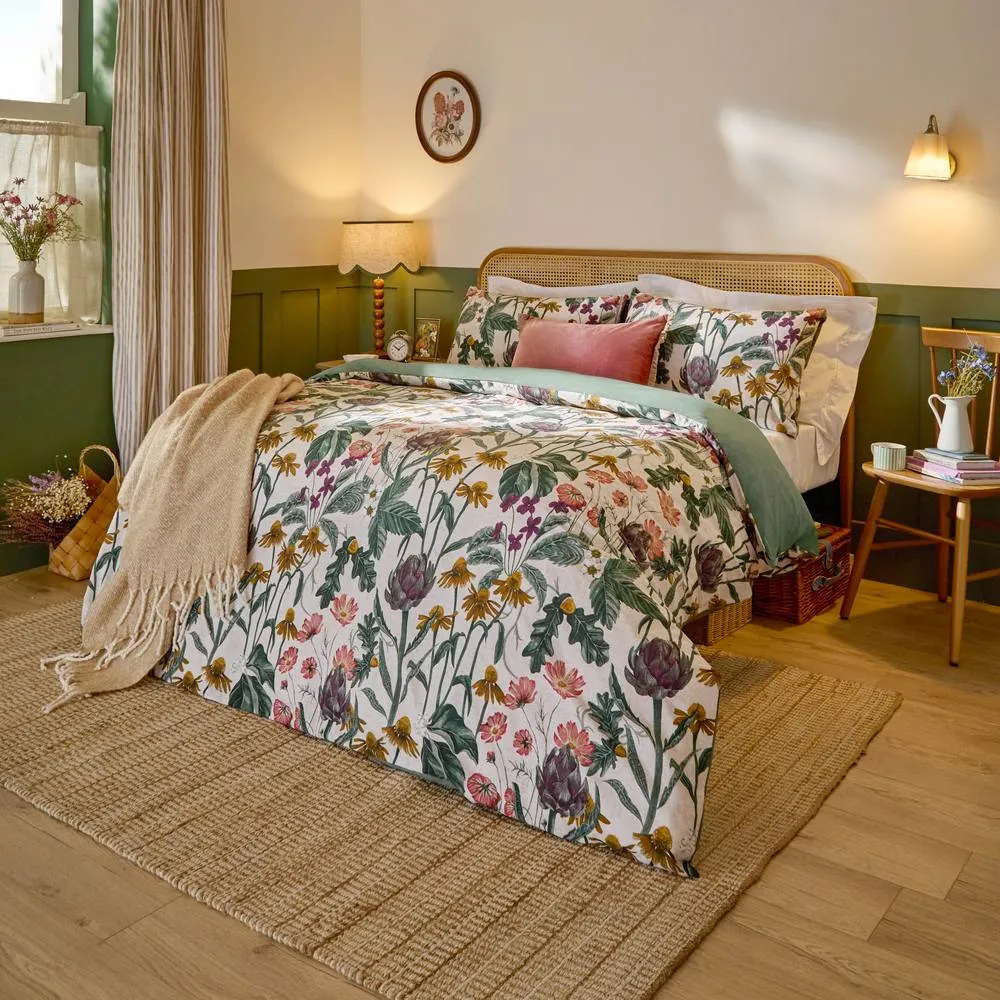 Wylder Florapedia Printed Floral Duvet Cover Set in White
