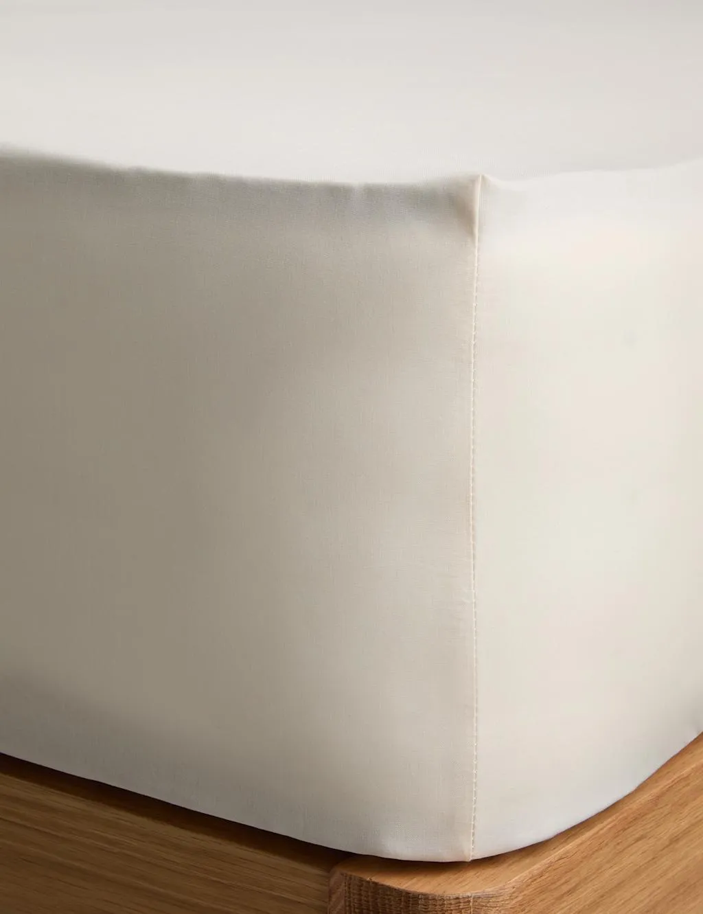 M&S Pure Cotton 180 Thread Count Deep Fitted Sheet Cream