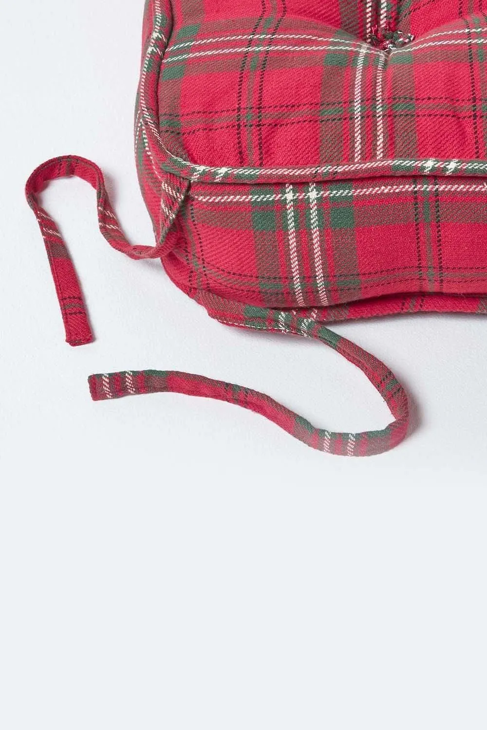 Homescapes Edward Tartan Cotton Dining Chair Booster Cushion in Red 4