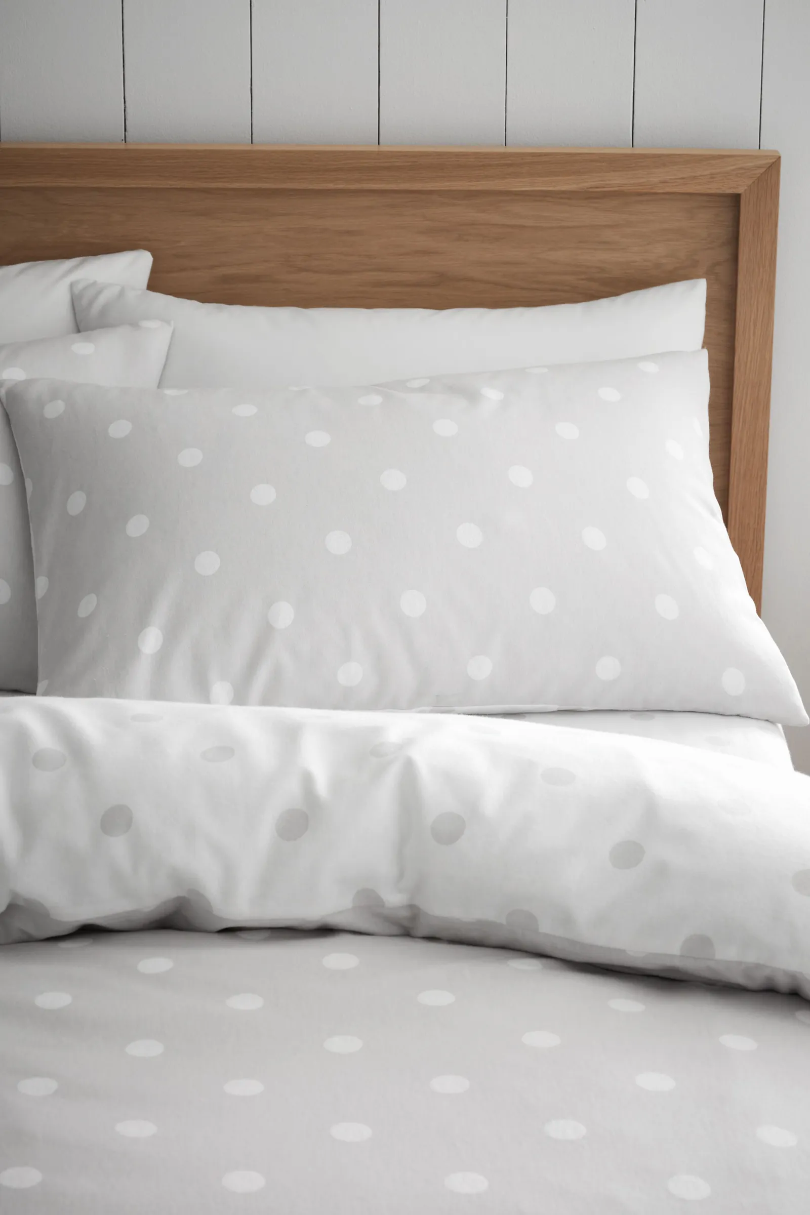 Catherine Lansfield 'Brushed Polka Dot' Cotton Reversible Duvet Cover Set in Grey 3