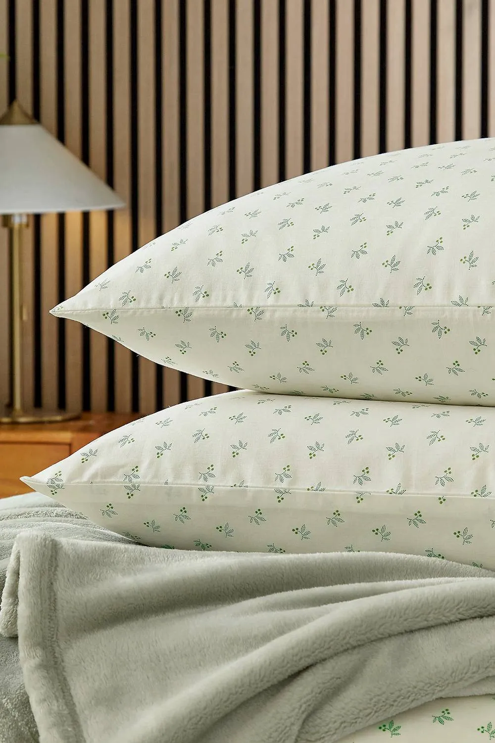 Helena Springfield 'Leaf Sprig' Duvet Cover Set in Green 5