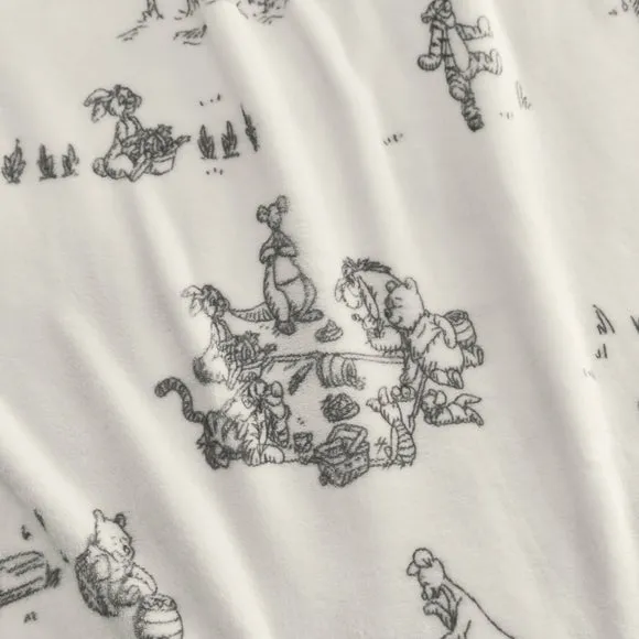 Disney Winnie the Pooh Watercolour Throw Blanket 120cm x 150cm 2
