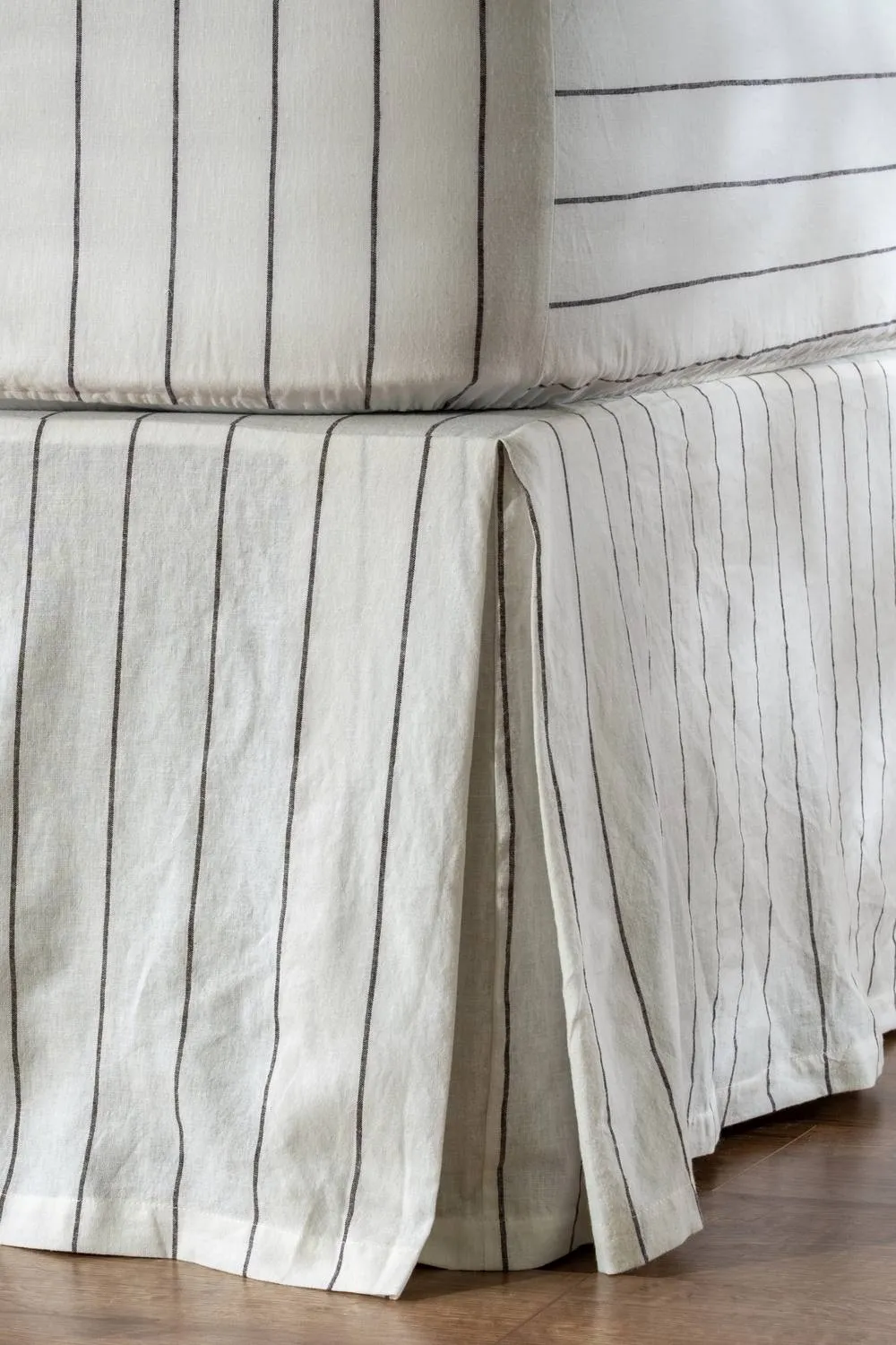Soak&Sleep Pinstripe Linen/Cotton Bed Valance in White 2