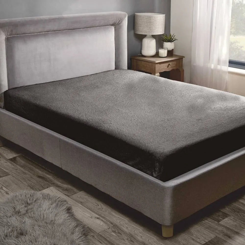 Rapport Home Teddy Fleece Plain Fitted Bed Sheets in Charcoal 1