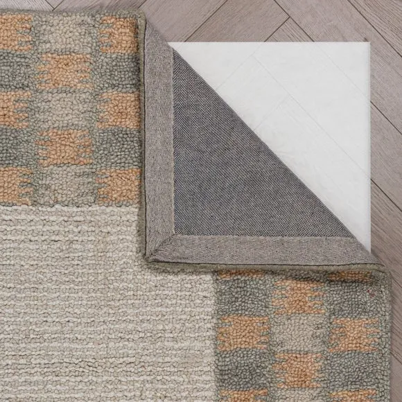 Hugo Checked Border Wool Rug 3