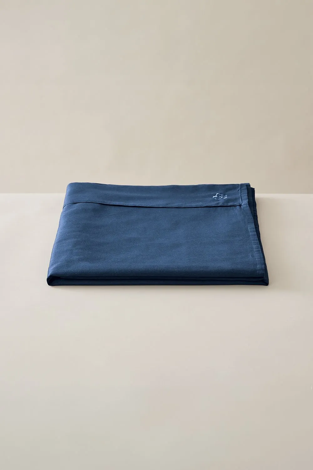 Ted Baker 'TB Plain Dye' Cotton Sateen Flat Sheet in Navy 1