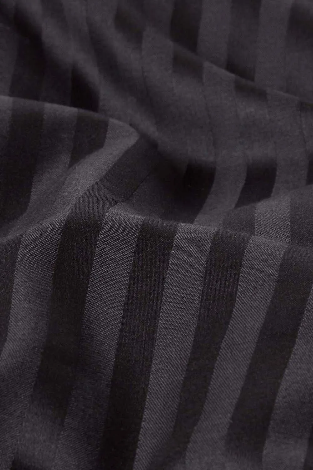 Homescapes Egyptian Cotton Super Soft V Shaped Pillowcase 330 TC in Black 4