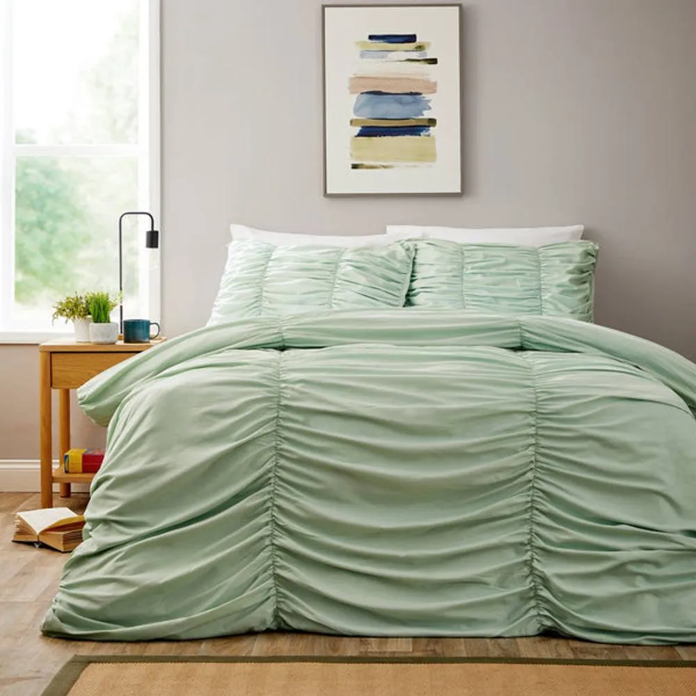 New Edge Blinds Ruched Duvet Set in Light Green