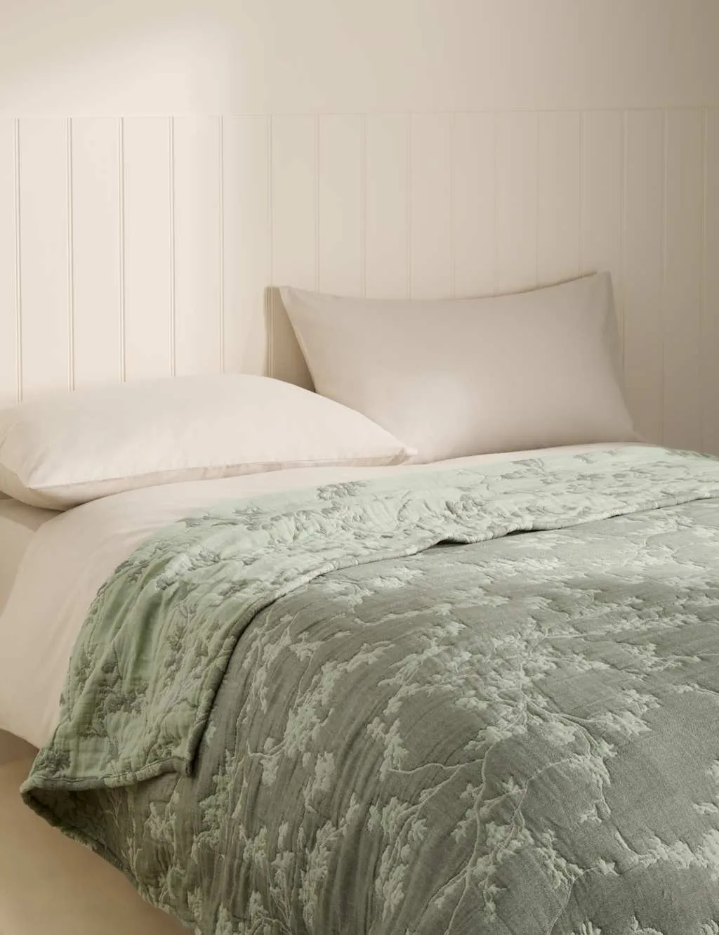 M&S Pure Cotton Floral Jacquard Bedspread Green