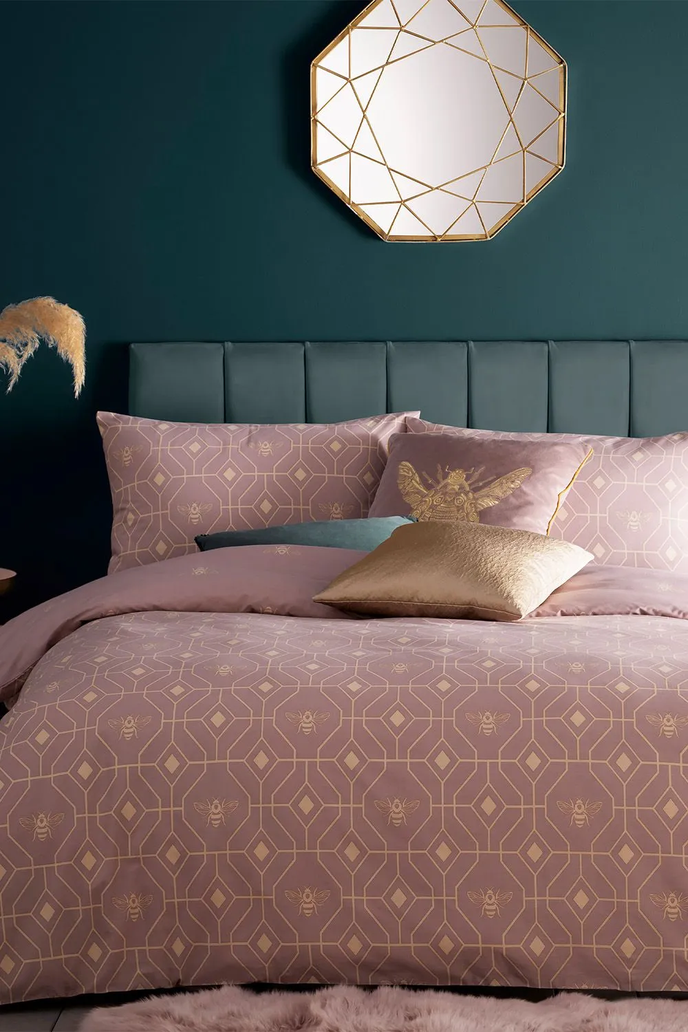Furn Bee Deco Geometric Reversible Duvet Cover Set in Light Pink