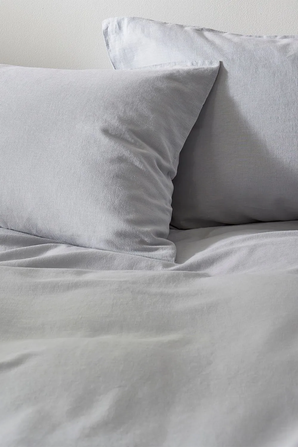 Martex Touch of Linen Housewife Pillowcase Pair in Pale Blue 5