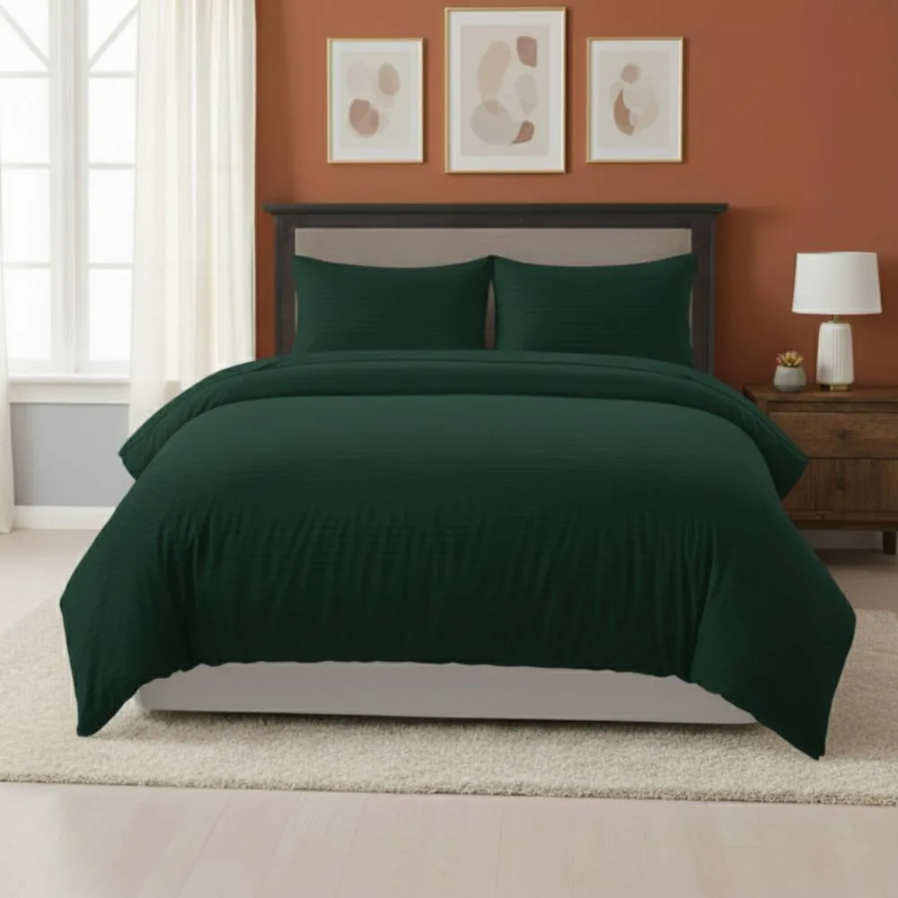 Snug City Embossed Stripe Duvet Cover Soft Microfibre Bedding with Pillowcases in Green