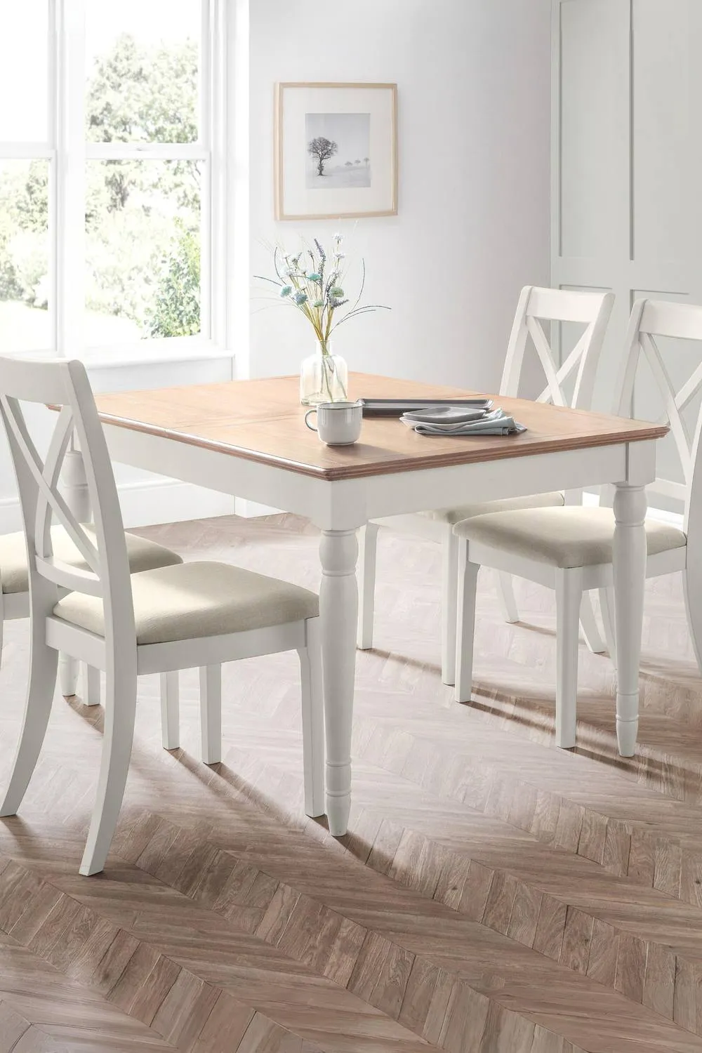 Julian Bowen Provence Rectangular Extending 4-6 Seater Dining Table in Light Grey