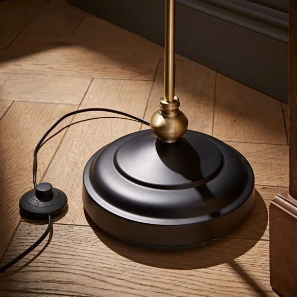 Banker Floor Lamp 4