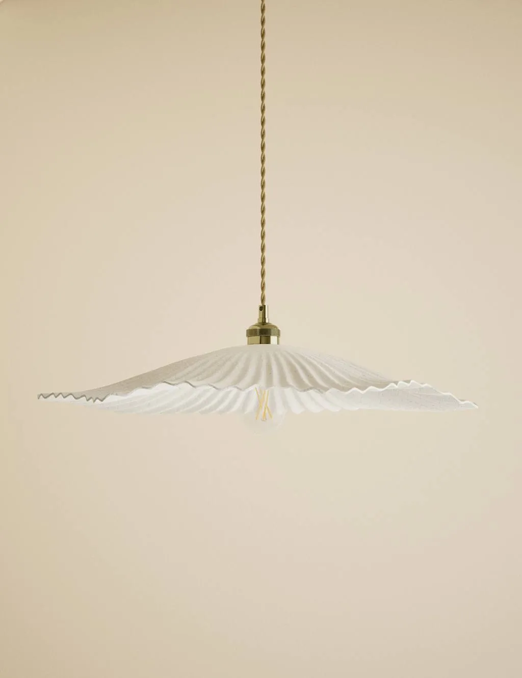 M&S Papier Mache Stingray Effect Pendant Light White