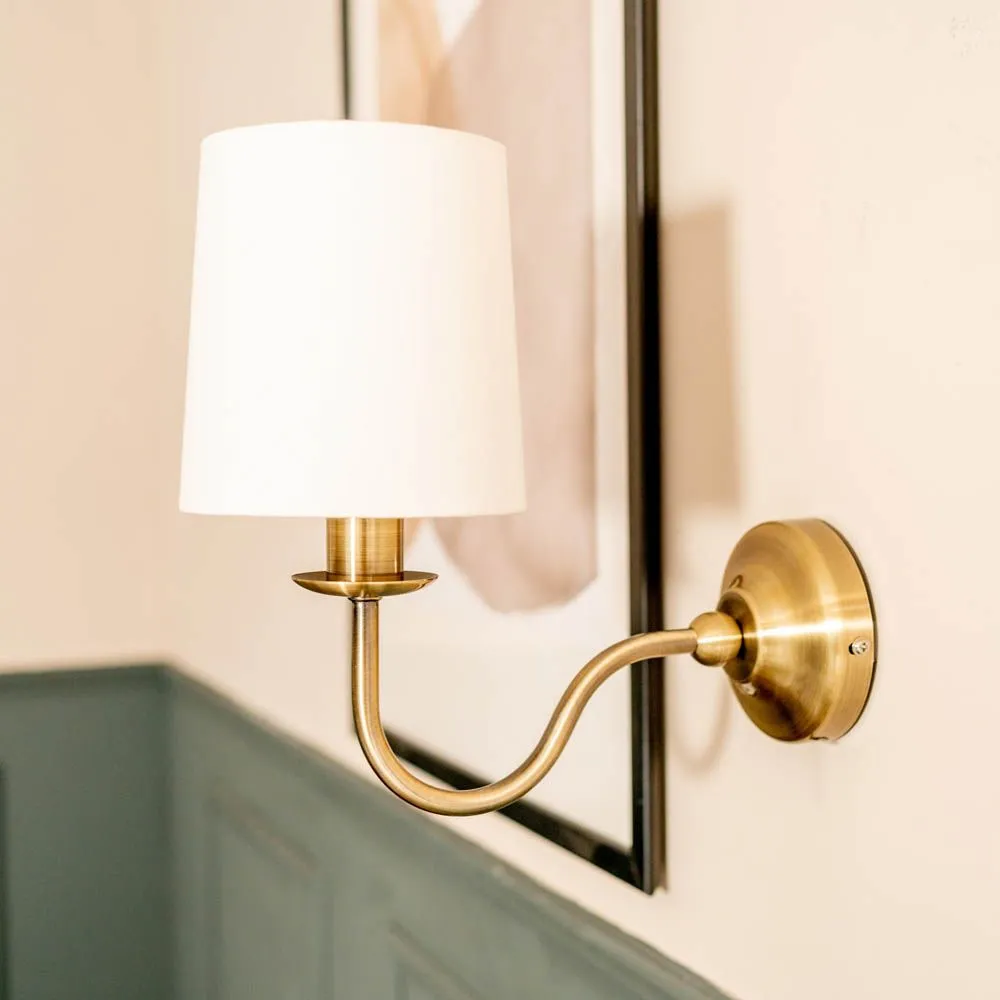 ValueLights Memphis Antique Gold Traditional Wall Light in Brown 3