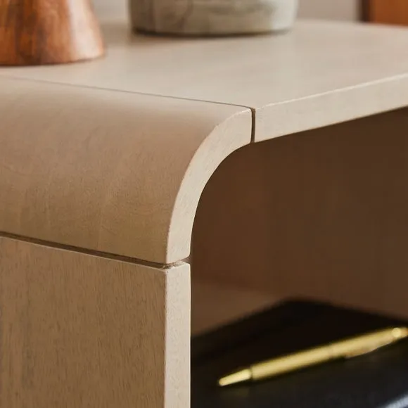 Tovi Set of 2 Bedside Tables 4
