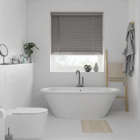 Fauxwood Venetian Blind 5