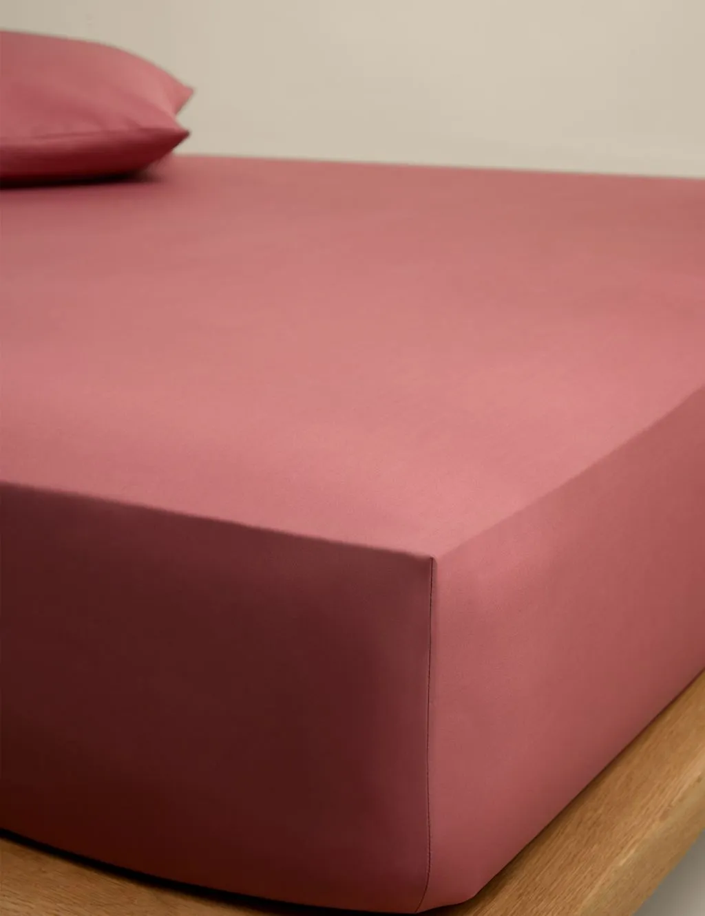 M&S Egyptian Cotton 230 Thread Count Crisp Fitted Sheet Clay