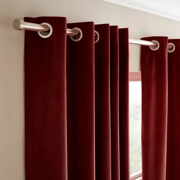 Luxe Velour Eyelet Curtains (Blackout Available) 1