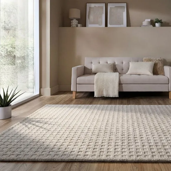 Textured Grid Checked Rug 6