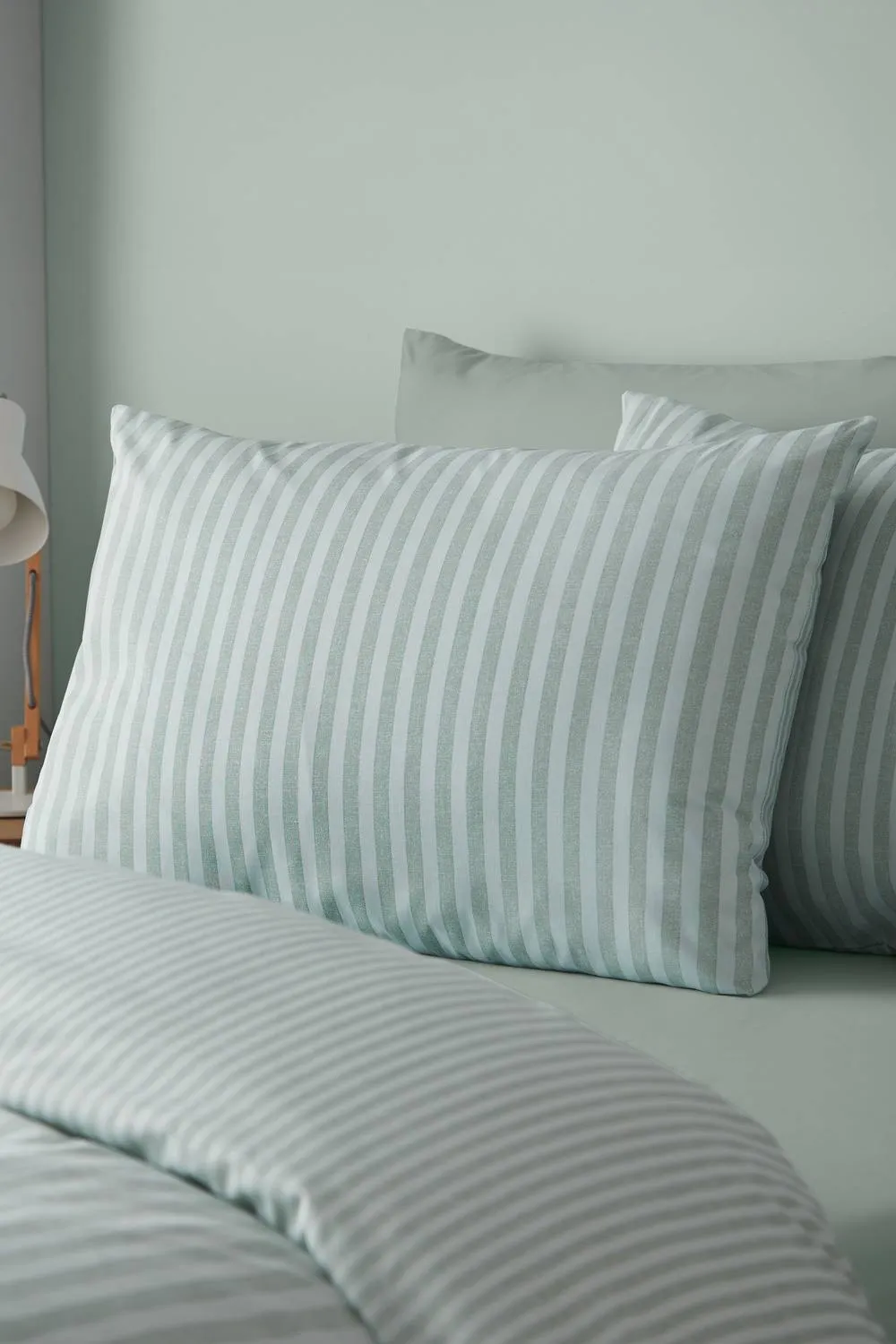 Catherine Lansfield 'Epping Textured Stripe' Reversible Duvet Cover Set in Green 3