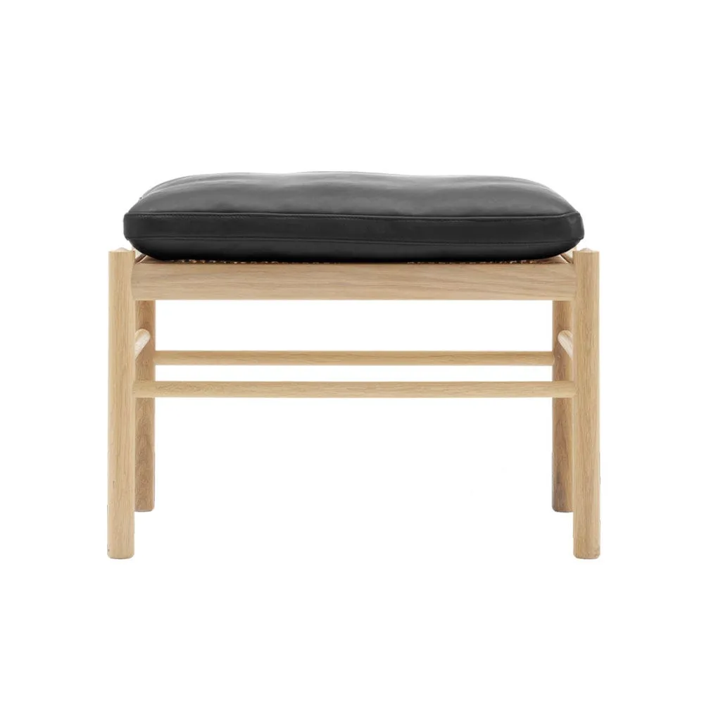 Carl Hansen & Son OW149F Colonial Footstool Soaped Oak Upholstered in Thor 301 3